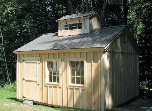 a sugarhouse built in Warren Vermont